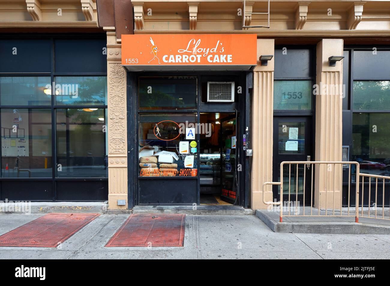 1553, avenue lexington Banque de photographies et d’images à haute