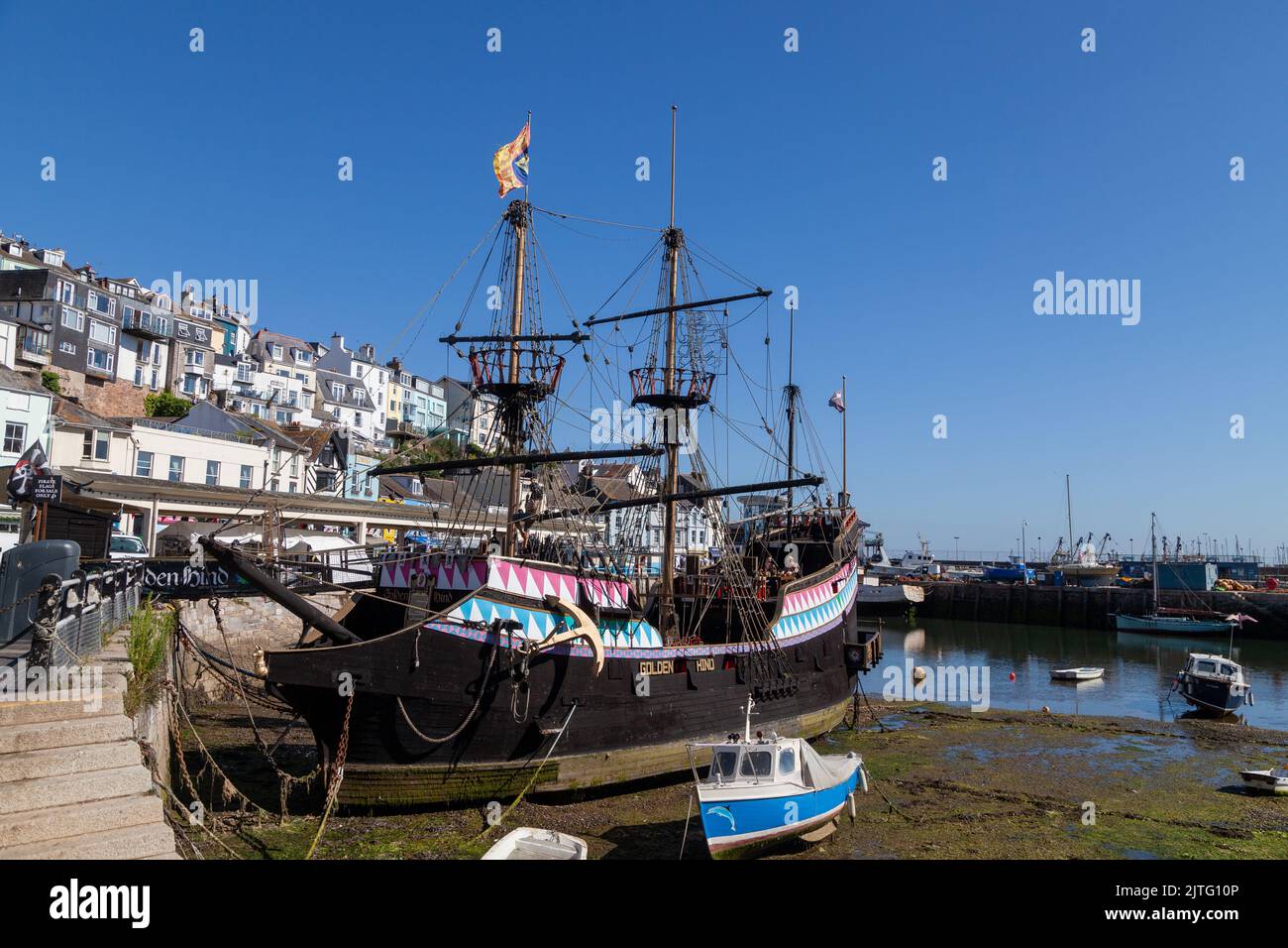 Une réplique du port Brixham amarré de Golden Hind à Devon. Banque D'Images