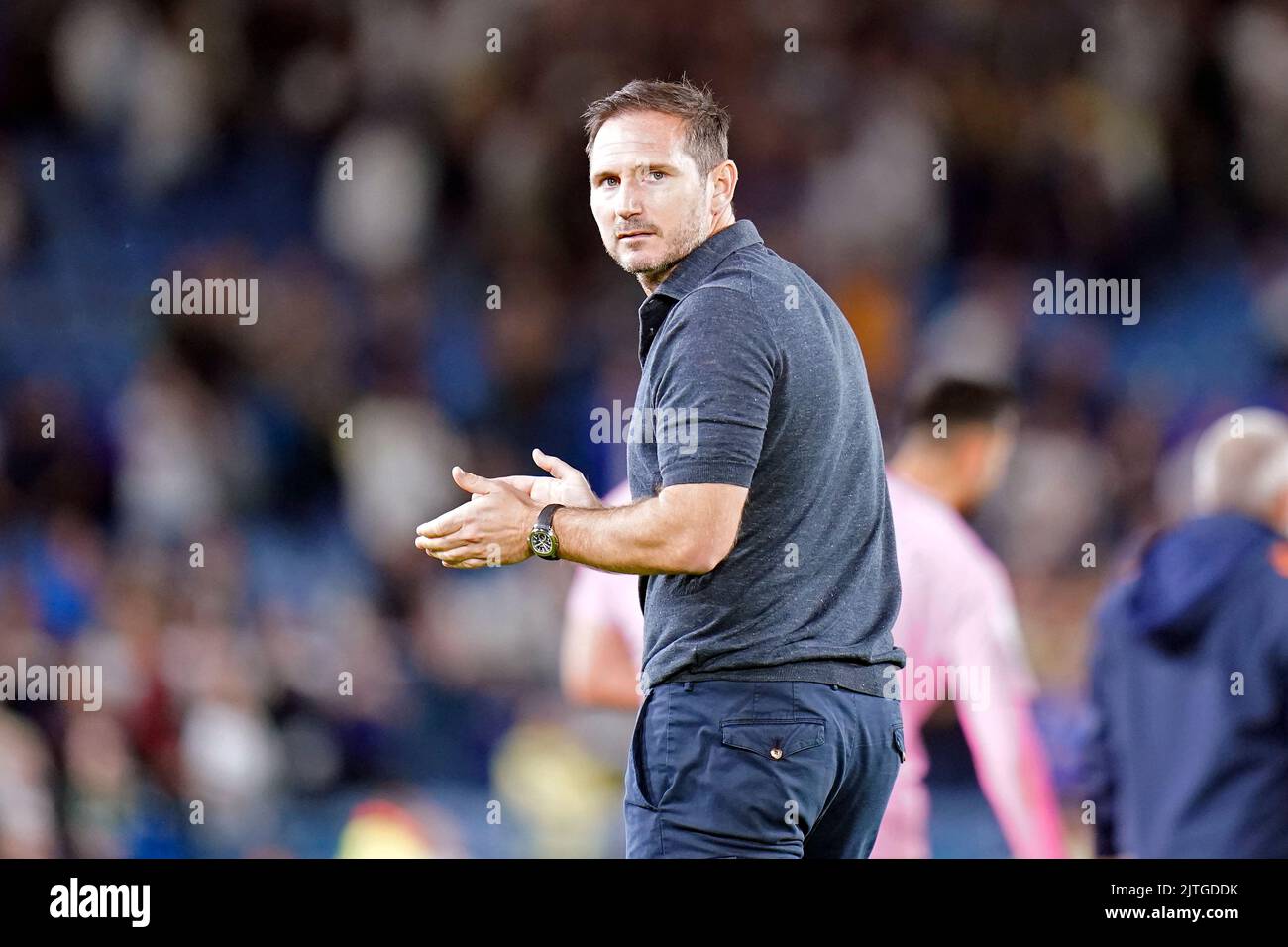 Programme Tv Du Mardi 2 Aout 2022 Le Manager d'Everton Frank Lampard applaudit les fans après le coup de