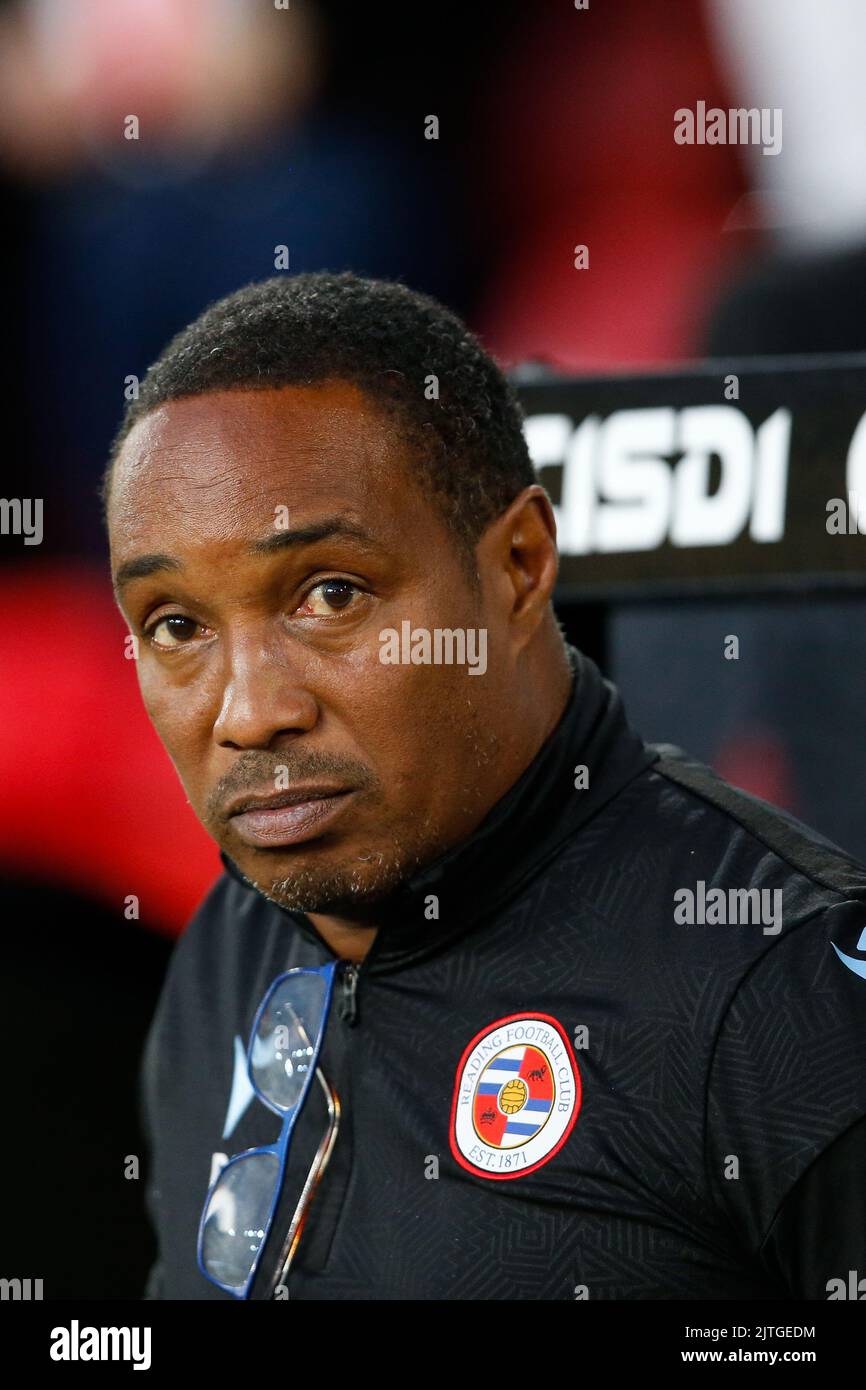Paul Ince responsable de Reading pendant le match du championnat Sky Bet Sheffield United vs Reading à Bramall Lane, Sheffield, Royaume-Uni. 30th août 2022. À Sheffield, Royaume-Uni, le 8/30/2022. (Photo par Ben Early/News Images/Sipa USA) crédit: SIPA USA/Alay Live News Banque D'Images