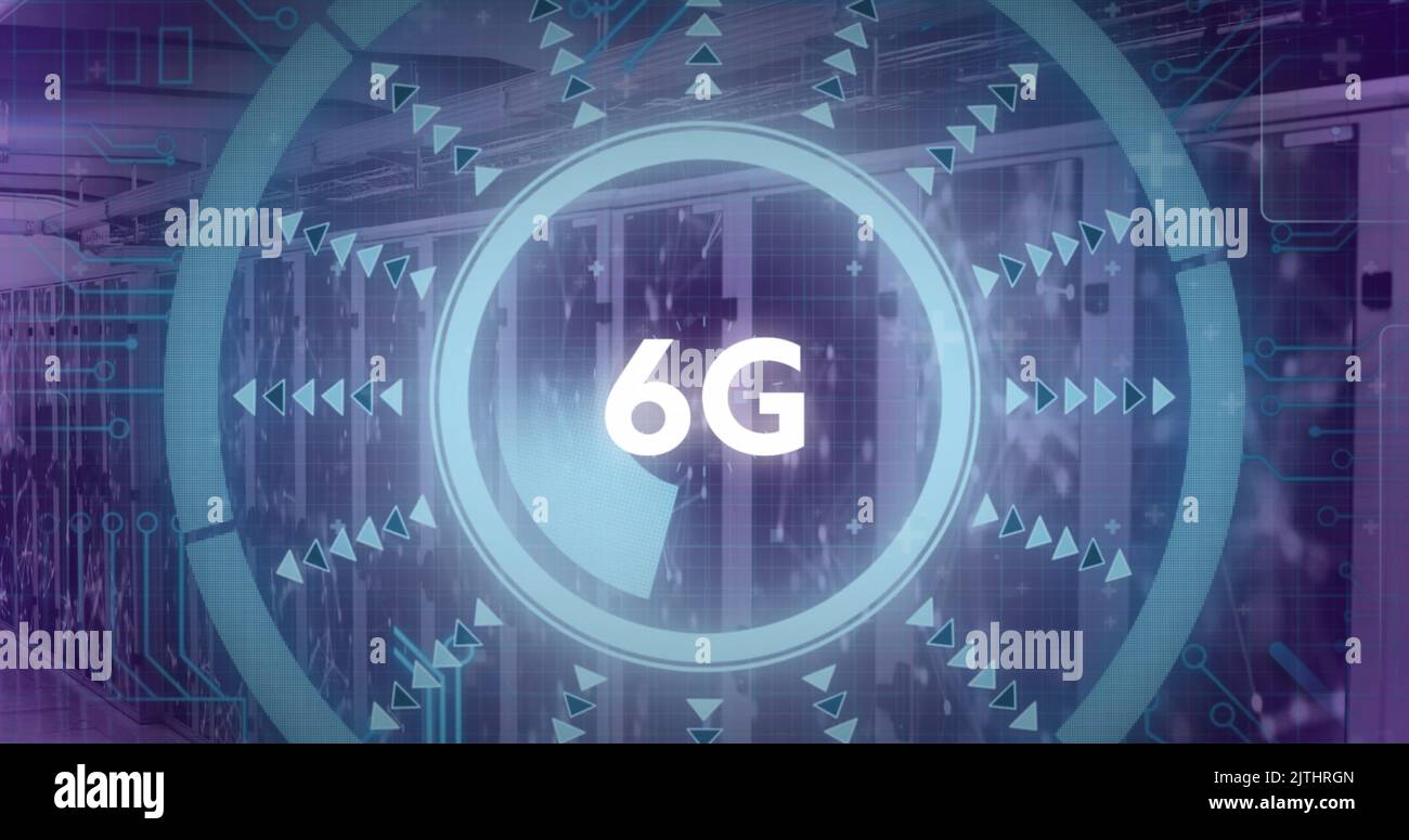 Image du traitement des données et du texte 6g sur la salle de serveur Banque D'Images