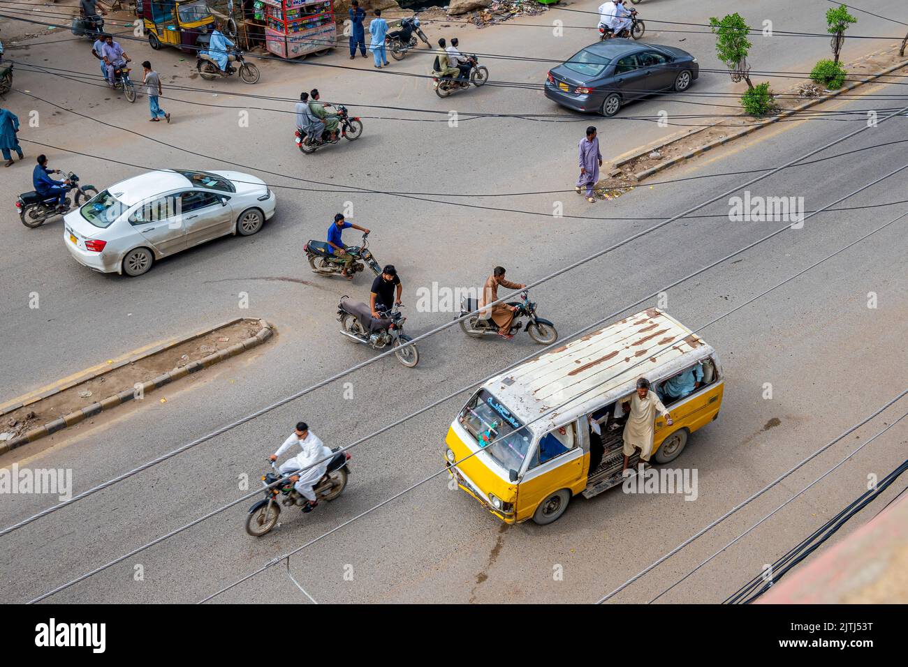 Karachi Korangi routes et transports publics et vélos Banque D'Images