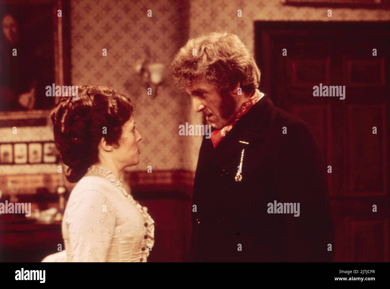 La ligne Onedin, alias : mourir, Onedin-Linie Fernsehserie, Großbritannien 1971 - 1980, acteurs : Jill Gascoine ( ?), Peter Gilmore Banque D'Images