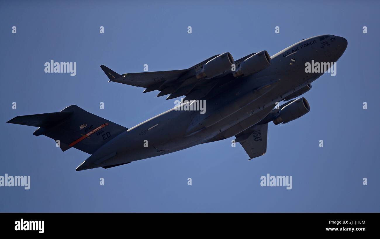 Le C-17 vu en vol, conçu pour remplacer le Starligher C-141 de Lockheed. Banque D'Images