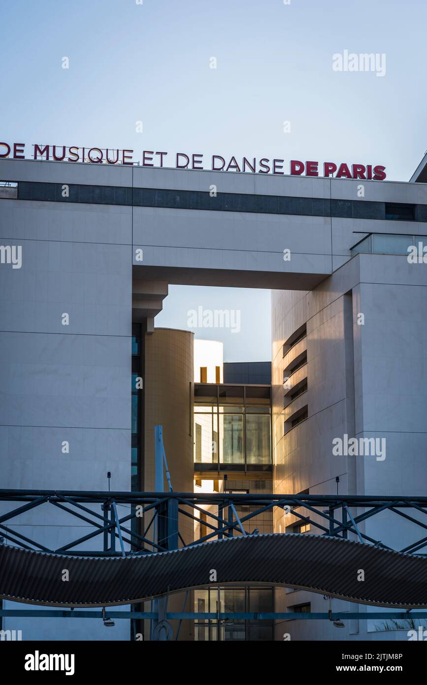 Conservatoire de Paris, Conservatoire de Paris, collège de musique et de danse, Parc de la Villette, Paris, France Banque D'Images