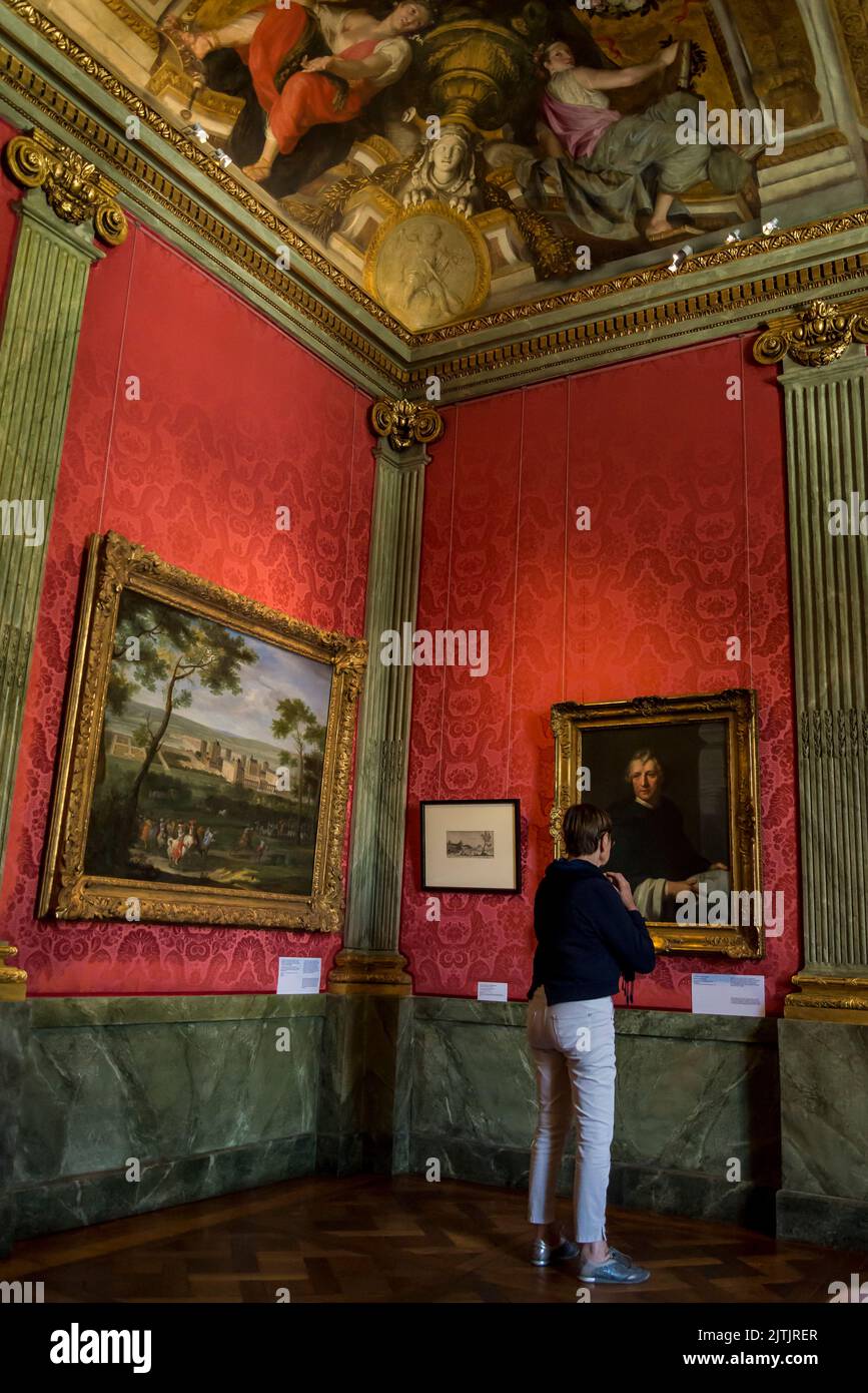 Charles le Brun grand design décoratif, 17th siècle, Musée Carnavalet, un musée dédié à l'histoire de la ville, situé dans le Marais distri Banque D'Images