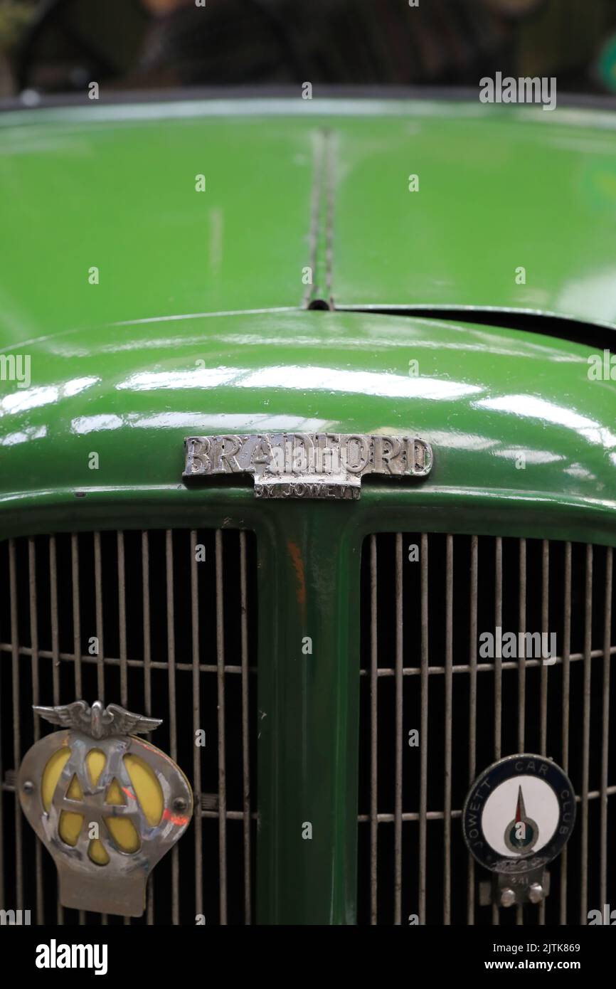 Voitures Jowett historiques dans le musée industriel de Bradford, à Calderville, West Yorkshire, Royaume-Uni Banque D'Images