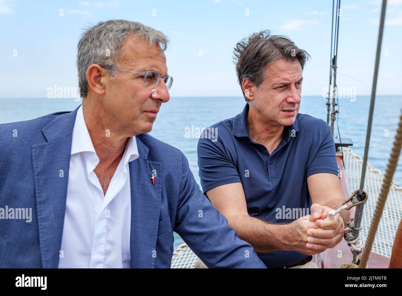 31 Agosto 2022 San Benedetto del Tronto (AP) - Mare Adriatico, Italie. Giuseppe Conte sull'imbarcazione Palma SB 406 D | Credit: Andrea Vagnoni Banque D'Images