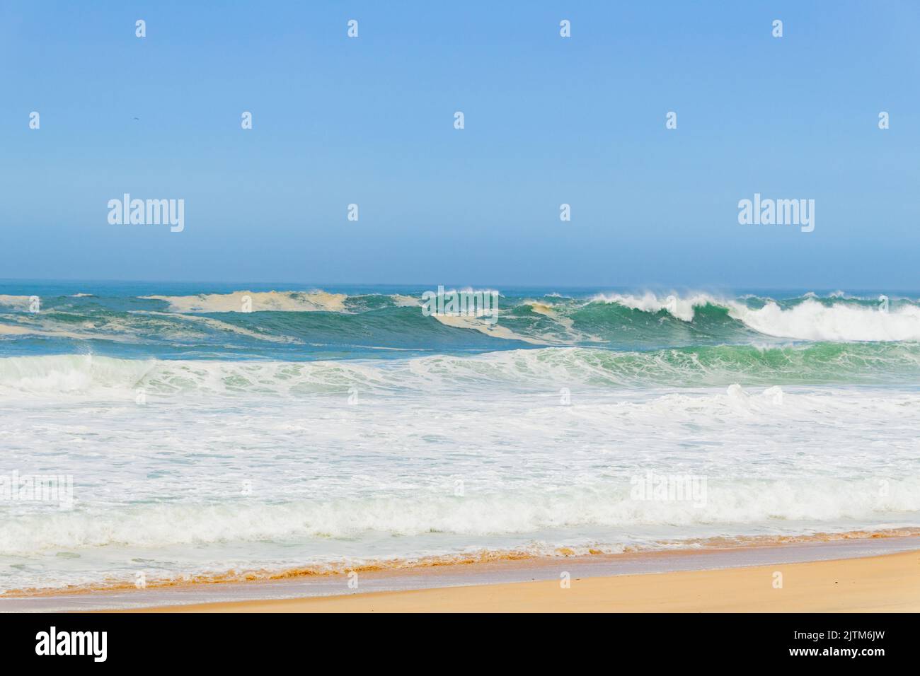 Vagues à la plage de leblon à Rio de Janeiro Brésil. Banque D'Images