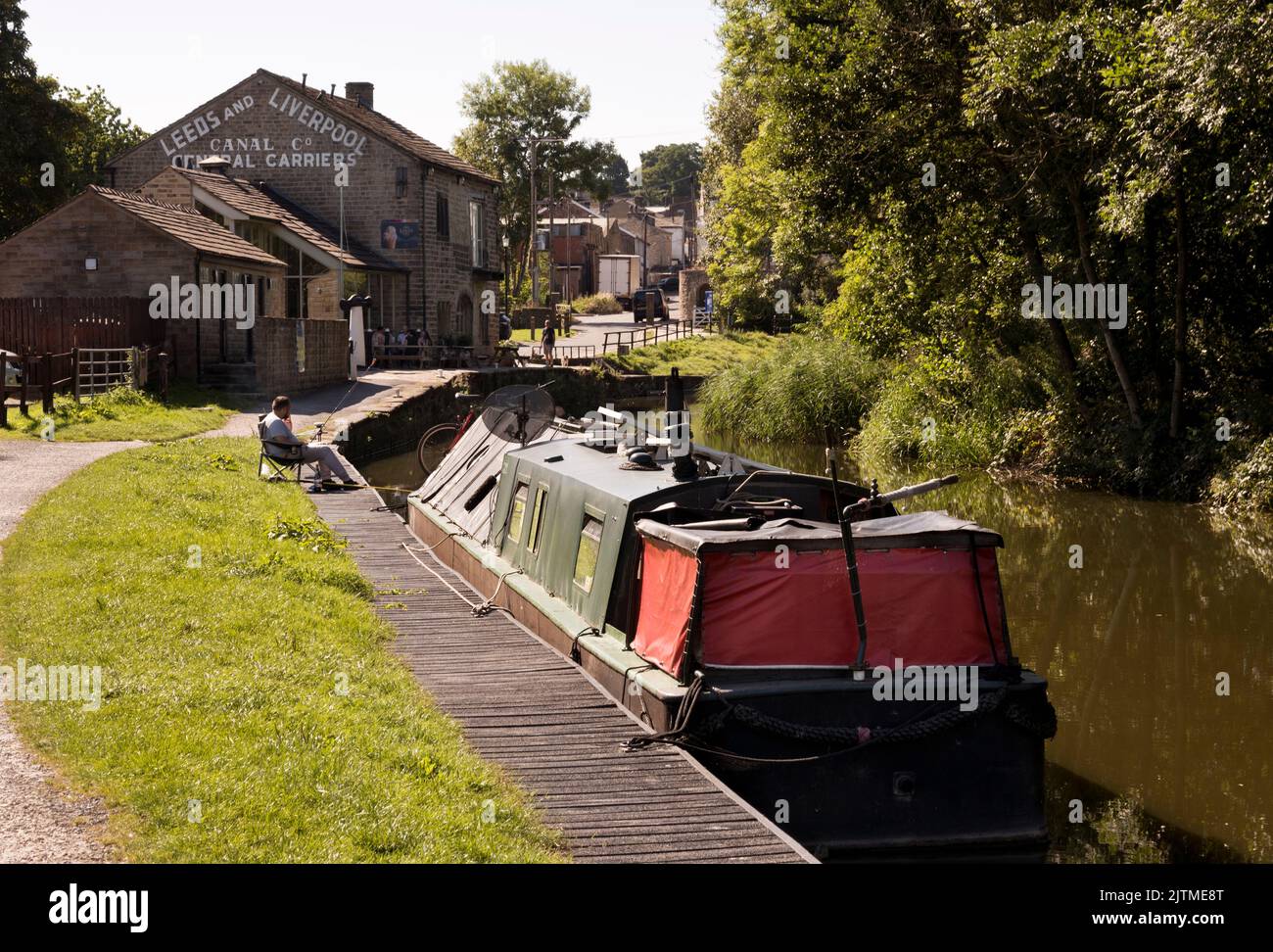 Le quai de Foulridge, Lancashire, sur le canal Leeds-Liverpool, Royaume-Uni Banque D'Images