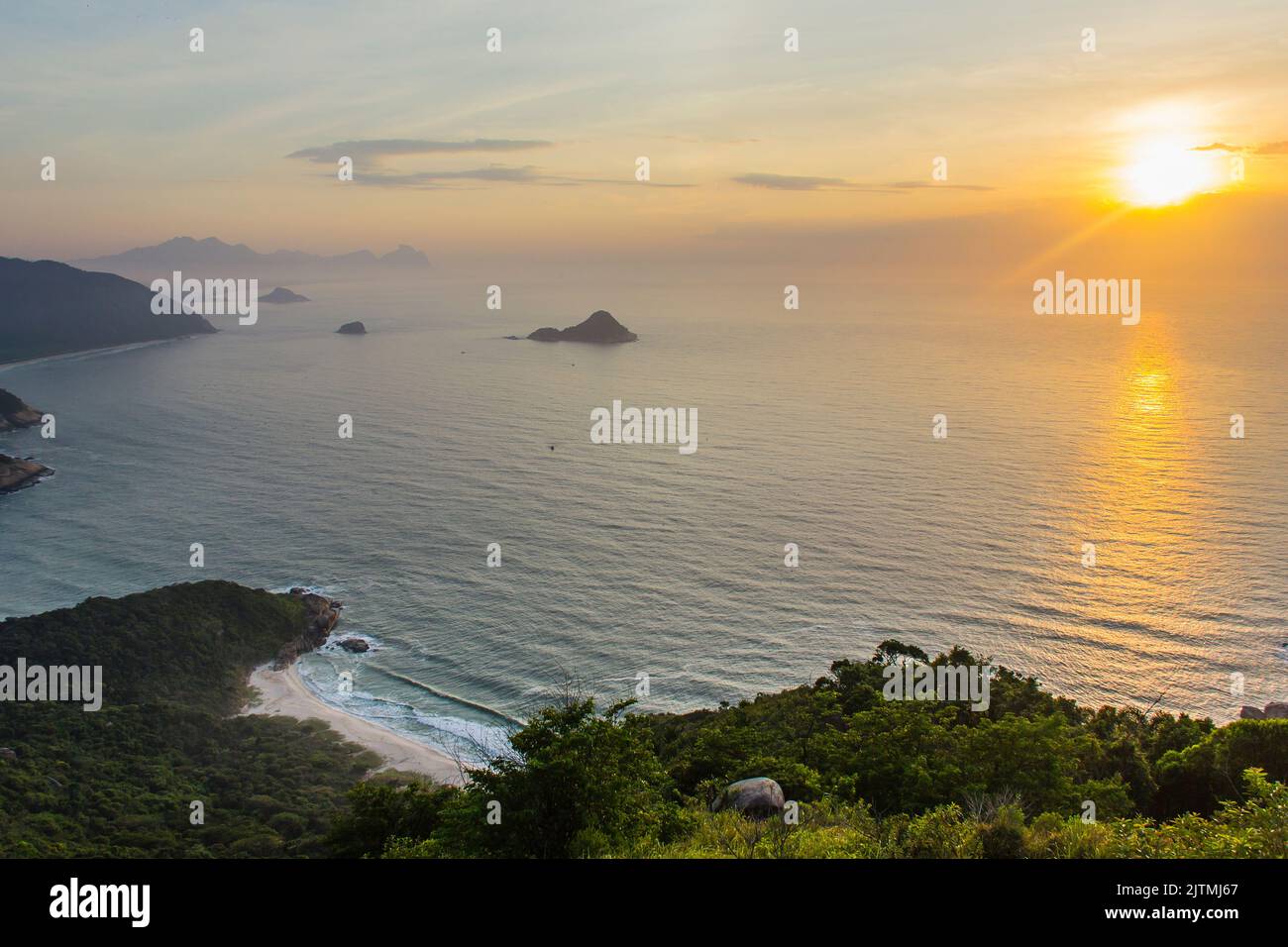 Vue depuis le sommet de la pierre télégraphique de Rio de Janeiro, Brésil. Banque D'Images