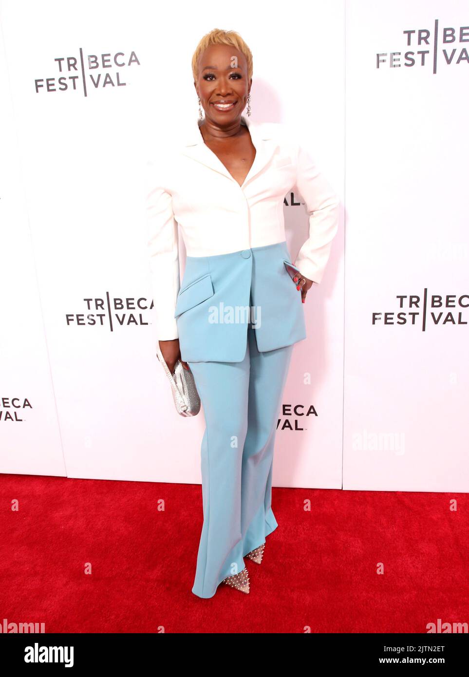 Joy-Ann Reid participe au Festival du film de Tribeca - la première « The Big Payback » qui a eu lieu au Village East Cinema sur 11 juin 2022 à New York, NY ©Steven Bergman/AFF-USA.COM Banque D'Images Joy-Ann Reid participe au Festival du film de Tribeca - la première « The Big Payback » qui a eu lieu au Village East Cinema sur 11 juin 2022 à New York, NY ©Steven Bergman/AFF-USA.COM Banque D'Images