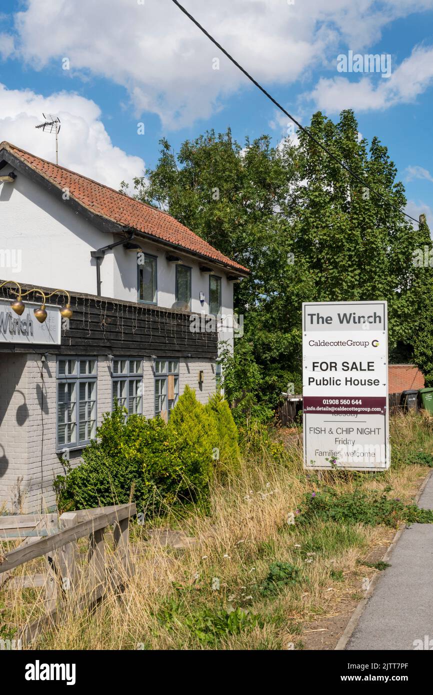La maison publique fermée The Winch à vendre, anciennement le Sportsman. Dans le village de West Winch, à l'extérieur de King's Lynn, Norfolk. Banque D'Images