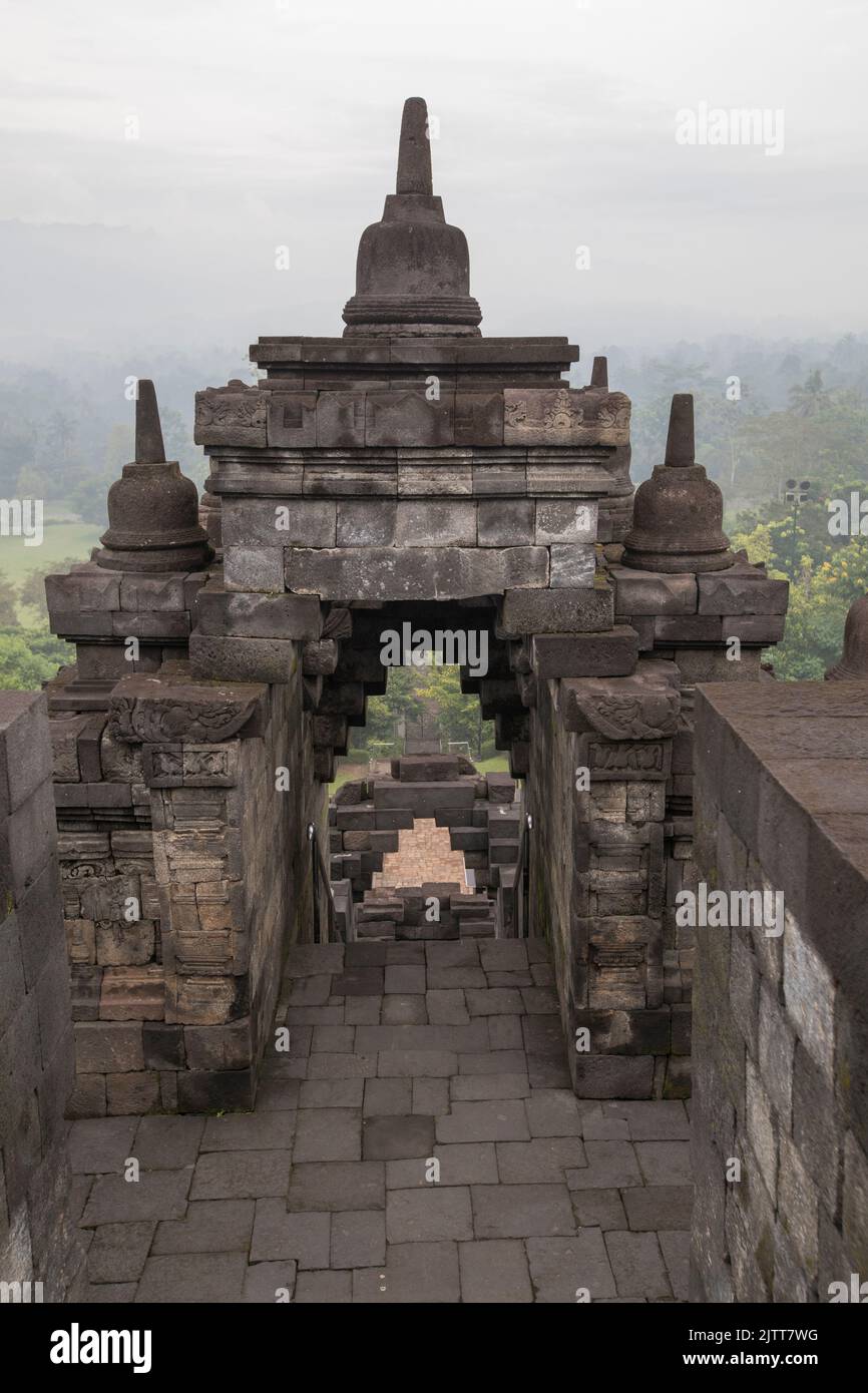 Ancien temple bouddhiste Borobudur en dehors de Jogjakarta (Yogyakarta), Java, Indonésie, Asie. Banque D'Images