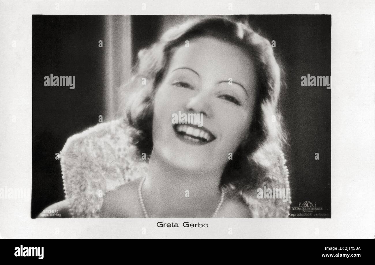 Carte postale allemande de Ross Verlag. 1930-1931. Photo publicitaire. GRETA Garbo en amour (Edmund Goulding, 1927). Banque D'Images