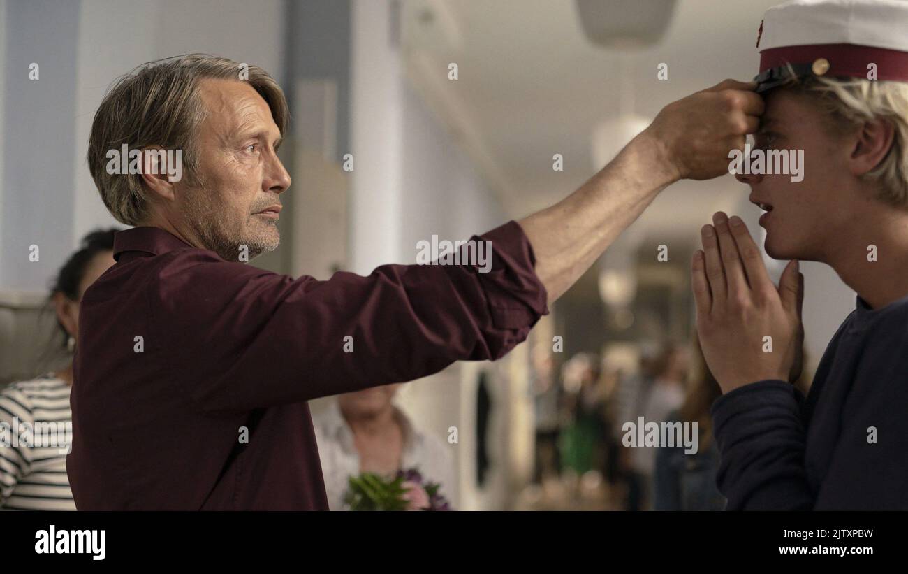 Une autre année ronde Druk : 2020 Danemark Directeur : Thomas Vinterberg Mads Mikkelsen Banque D'Images