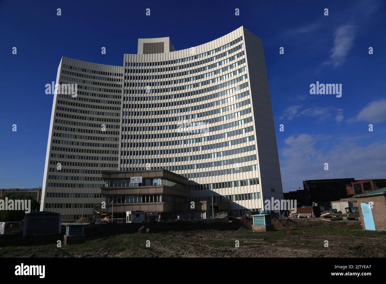 Hambourg, Allemagne, gratte-ciel d'Euler-Hermes peu avant la démolition Banque D'Images