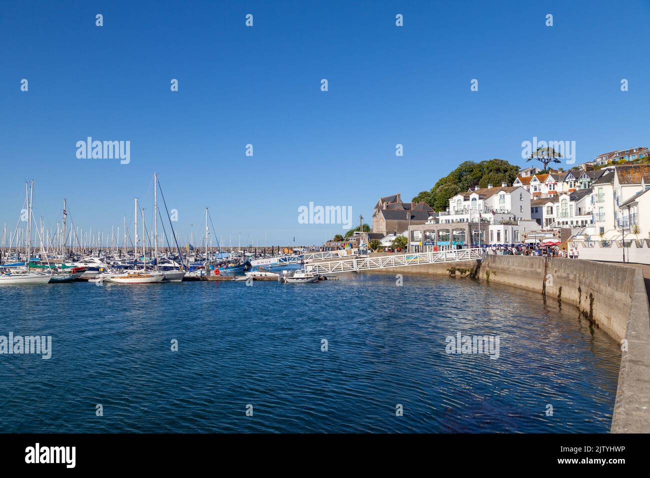 Yachts amarrés à Brixham Marina, Devon, Angleterre Banque D'Images