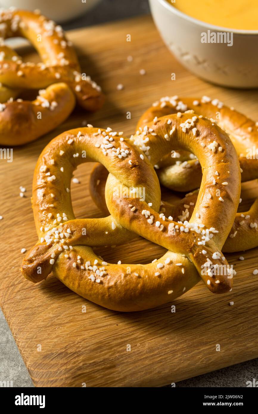 Des trilles douces allemandes faites maison avec du sel Banque D'Images