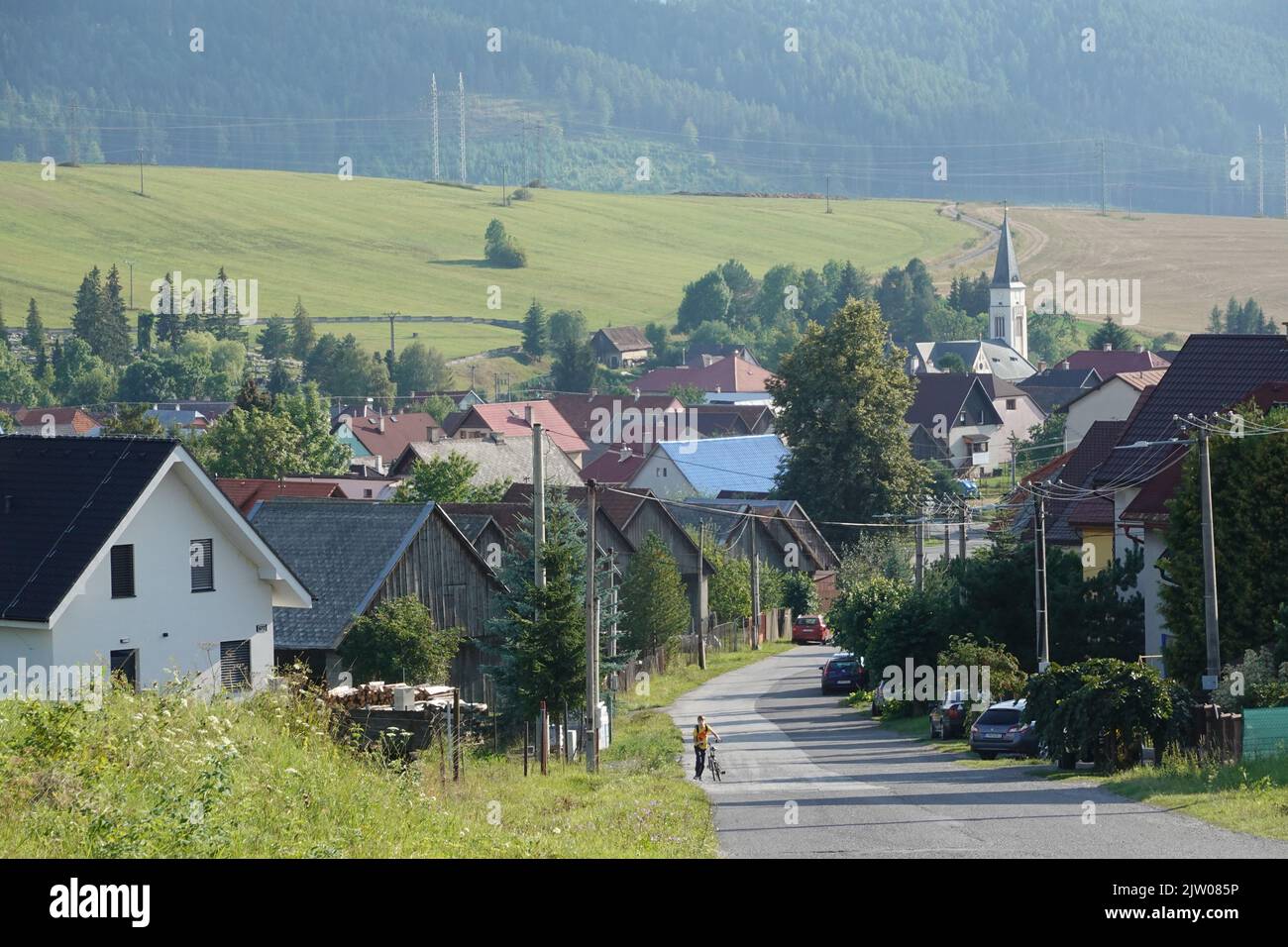 Vychodna, un village au pied de la montagne Krivan, Slovaquie, Europe. Banque D'Images