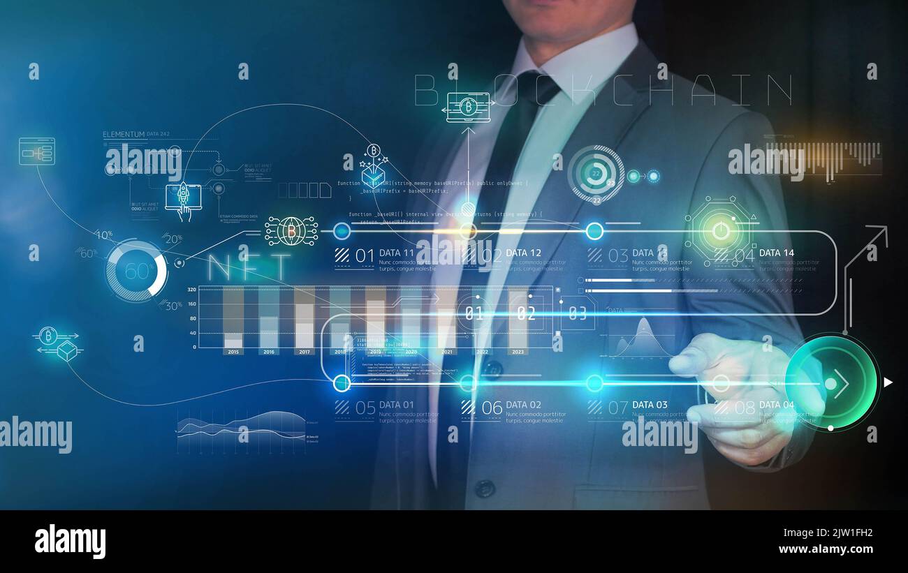 Trader et panneau de données holographiques sur les ressources cryptographiques Banque D'Images