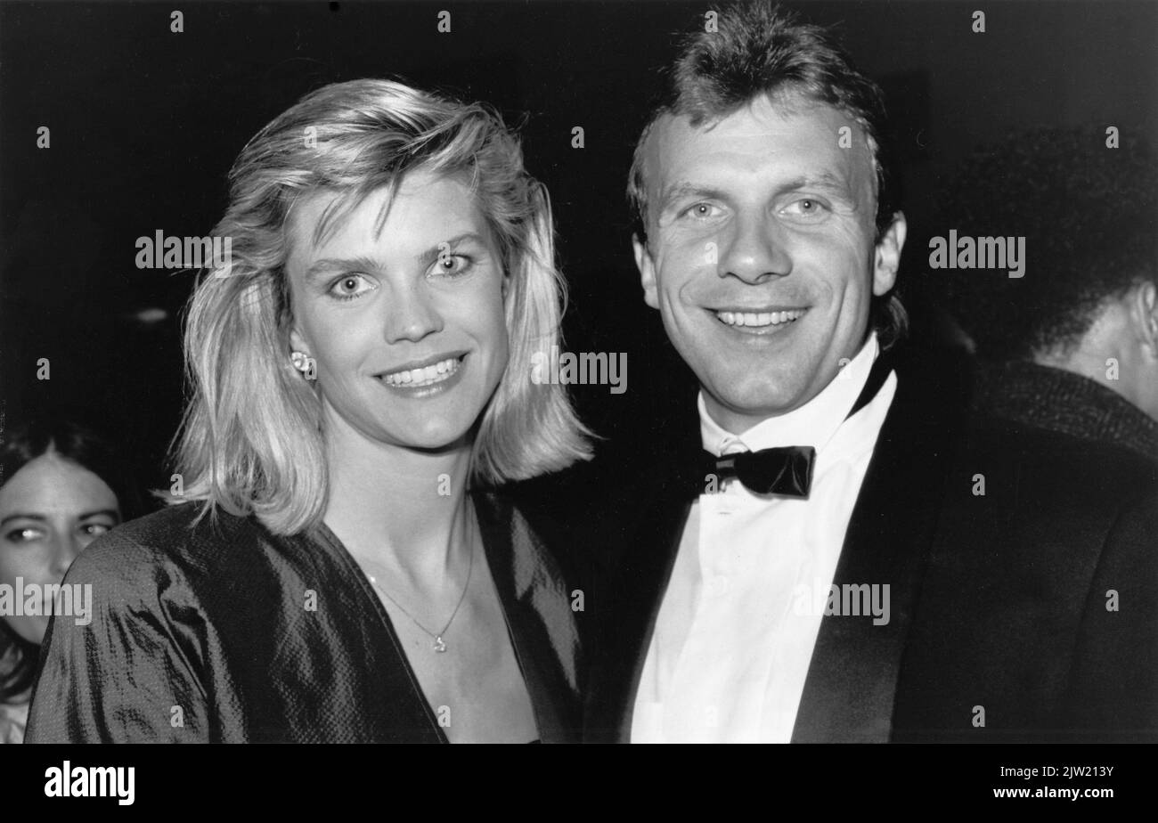 Jennifer Montana et Joe Montana 1993 crédit : Ross Pelton/MediaPunch Banque D'Images