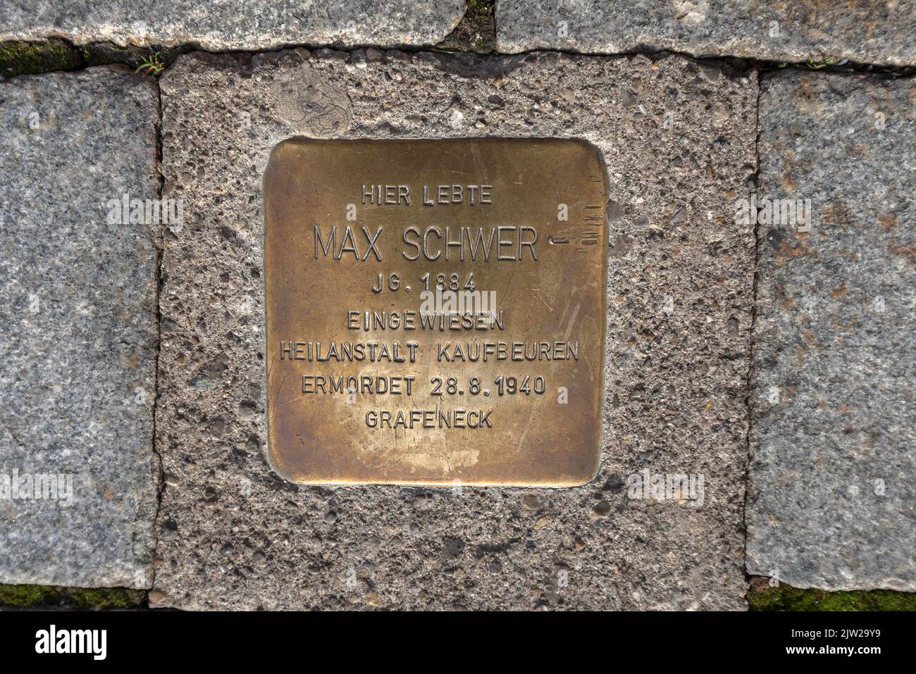 Stolperstein, pierre commémorative d'un citoyen juif, assassiné par les nazis en 1940, vieille ville de Kempten (Allgaeu), Bavière, Allemagne Banque D'Images