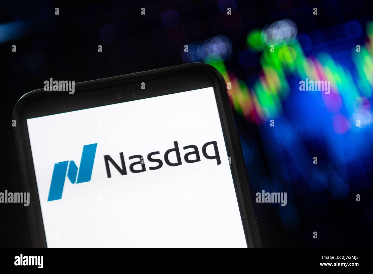 Pologne. 02nd septembre 2022. Sur cette photo, un logo Nasdaq apparaît sur un smartphone. Crédit : SOPA Images Limited/Alamy Live News Banque D'Images
