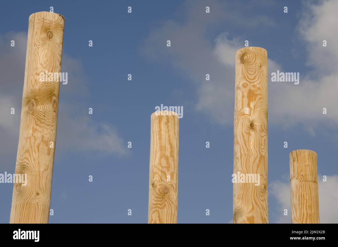 Las Palmas de Gran Canaria, 1 mars 2021: Sculpture formée de poteaux en bois. Grande Canarie. Îles Canaries. Espagne. Banque D'Images