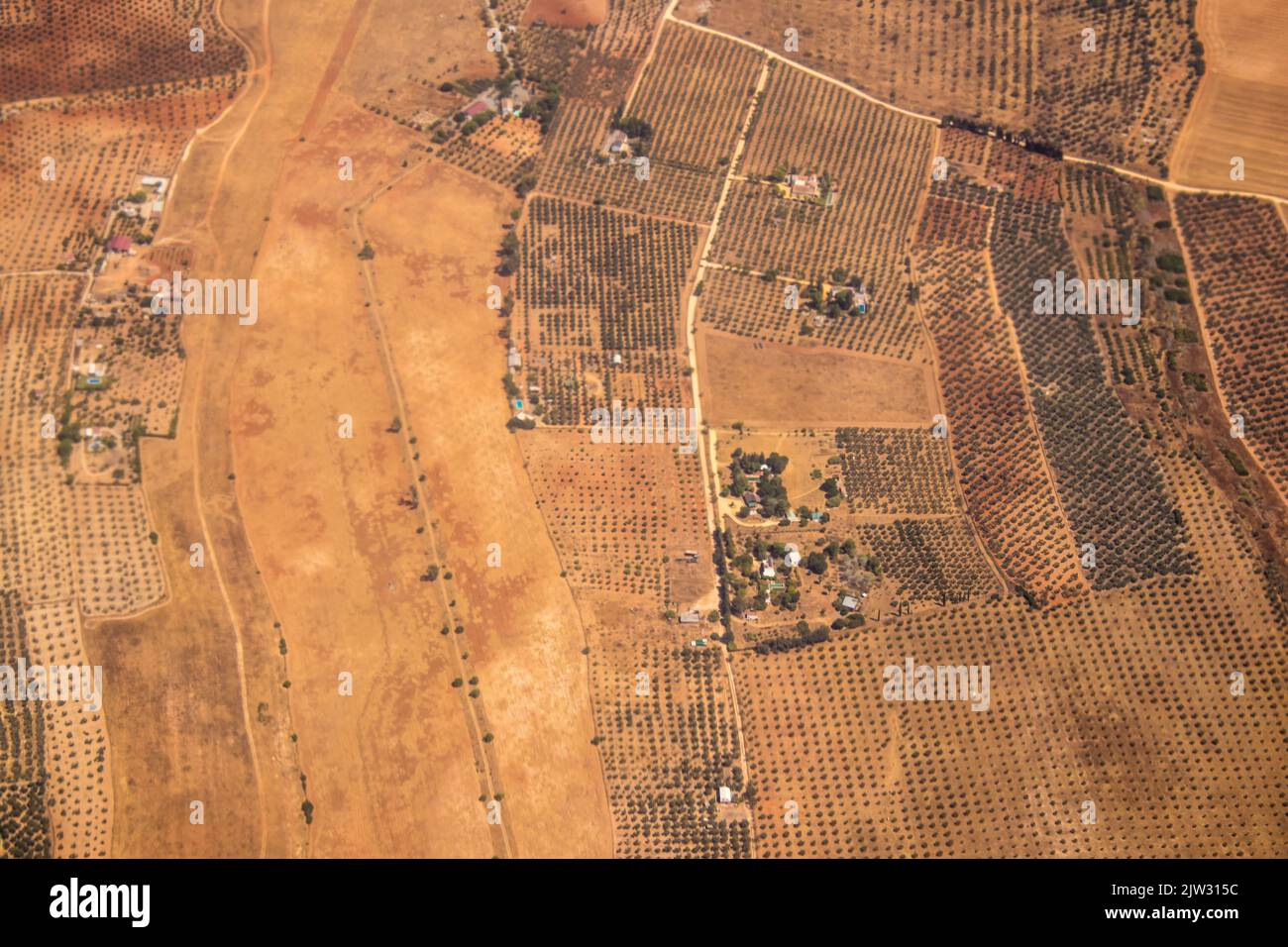 Séville, Espagne - 19 août 2022 vol commercial entre la ville de Séville en Espagne et Tétouan au Maroc, vue du ciel de la terre et de la Banque D'Images