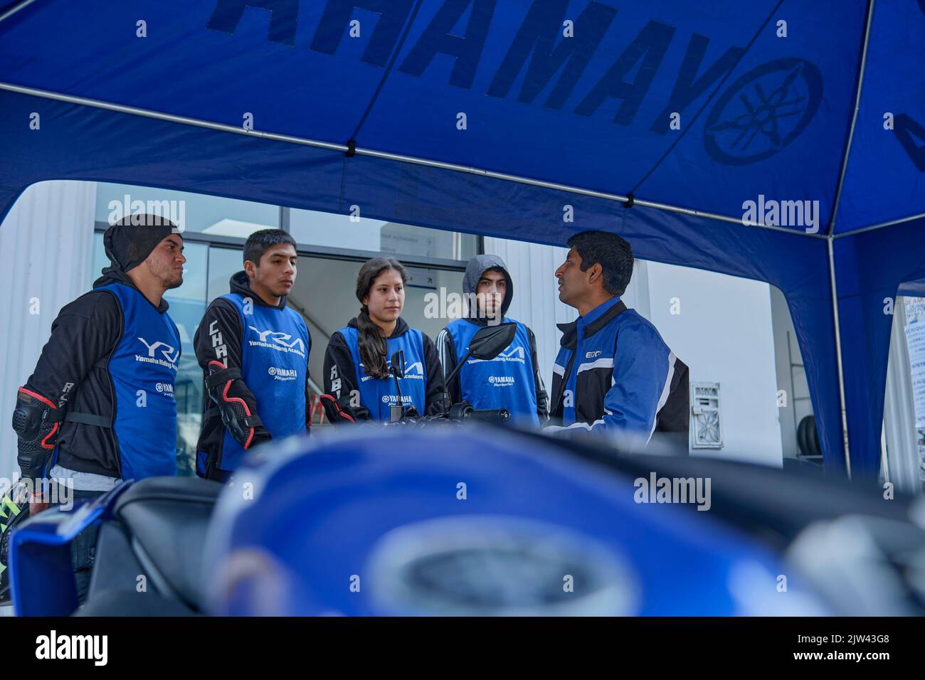 Lima, Pérou - 2022 septembre: Yamaha Riding Academy YRA, essai de conduite et instruction de conduite de moto à Yamaha Motopartto magasin Lima, Pérou Banque D'Images