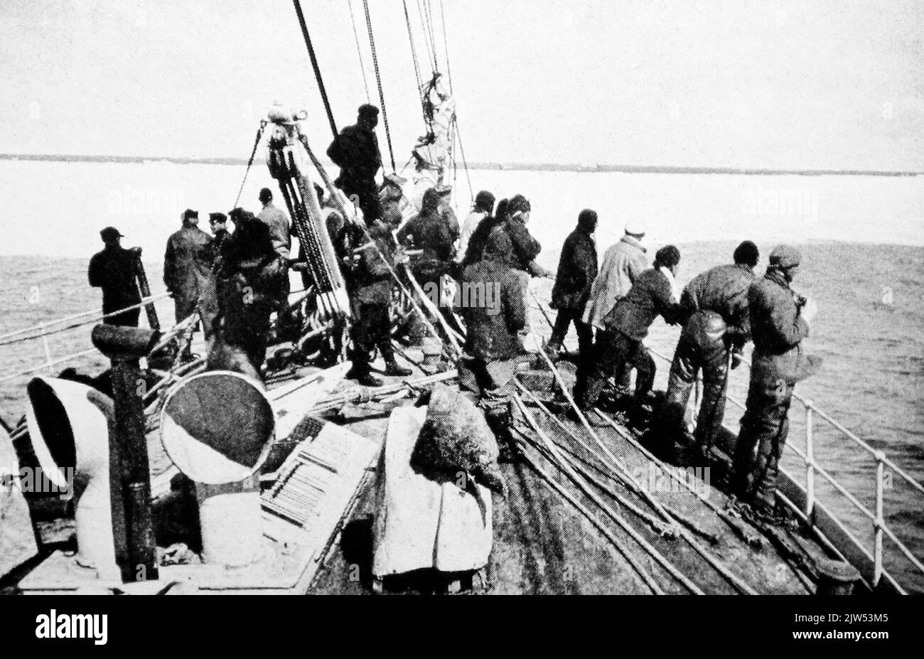 Terra Nova entre dans le peloton de glace, expédition antarctique britannique dirigée par le capitaine Scott 1910 - 1913 Banque D'Images