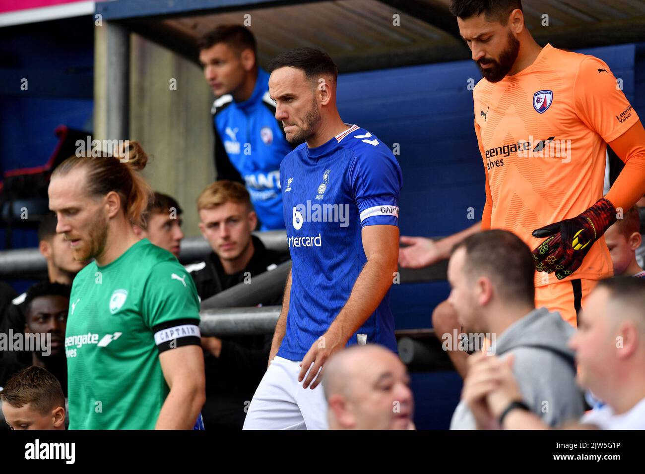 DaN Gardner d'Oldham Athletic lors du match de la Vanarama National League entre Oldham Athletic et Chesterfield à Boundary Park, Oldham, le samedi 3rd septembre 2022. (Credit: Eddie Garvey | MI News) Credit: MI News & Sport /Alay Live News Banque D'Images