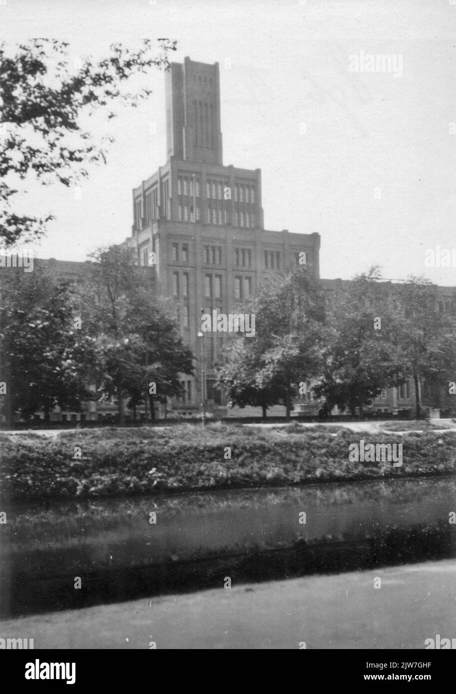 Vue sur le bâtiment administratif 3rd des chemins de fer néerlandais (Moreelseek, HB III) à Utrecht. Banque D'Images