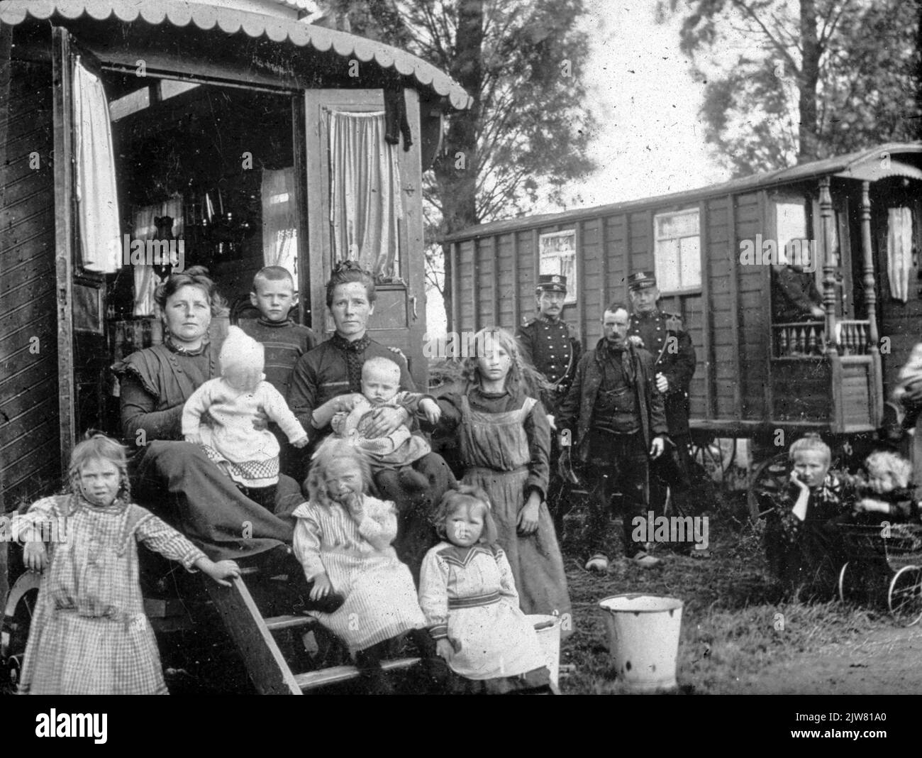 Dans le camp de caravane sur le vitrail Banque D'Images