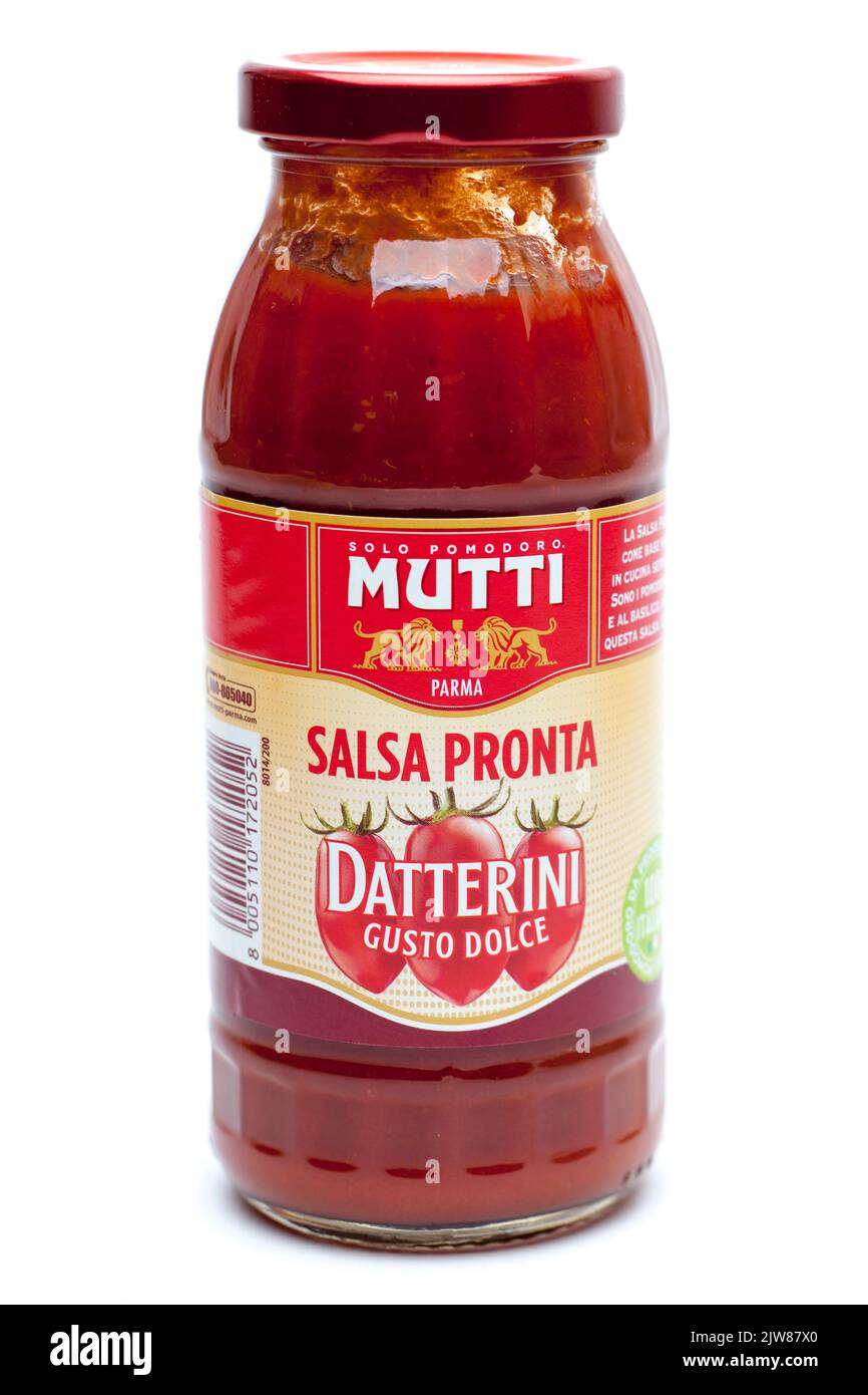 Pot de Mutti Salsa Pronta Pomodoro Datterini sauce italienne à la tomate pour les pâtes Banque D'Images