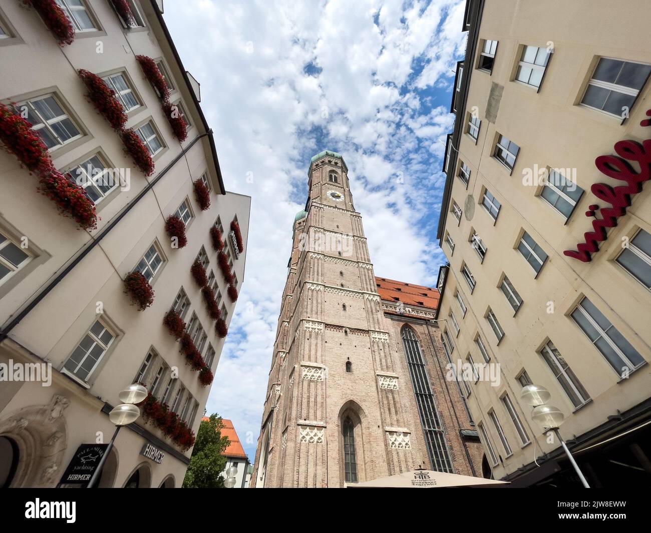 Cathédrale Frauenkirche dans le centre de Munich, en Allemagne Banque D'Images