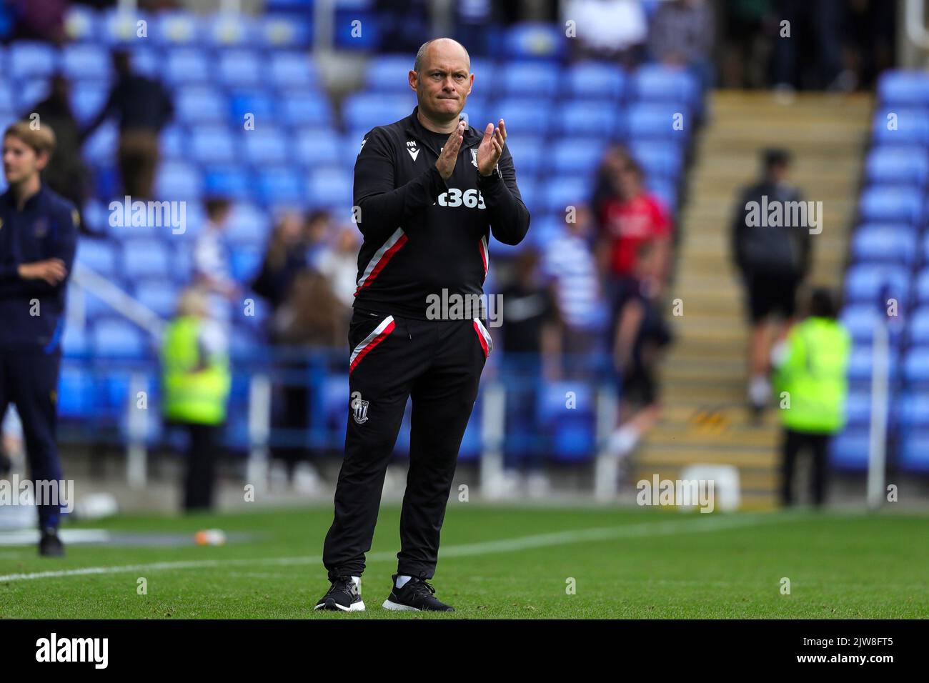 Paul Ince responsable de Reading après le match du championnat Sky Bet Reading vs Stoke City au Select car Leasing Stadium, Reading, Royaume-Uni, 4th septembre 2022 (photo de Ben Whitley/News Images) à Reading, Royaume-Uni le 9/3/2022. (Photo de Ben Whitley/News Images/Sipa USA) Banque D'Images