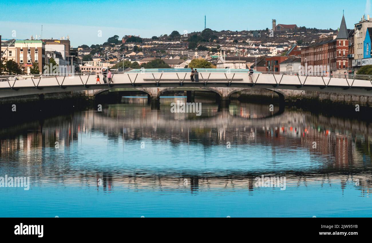 Ville de Cork et la rivière Lee en République d'Irlande Banque D'Images