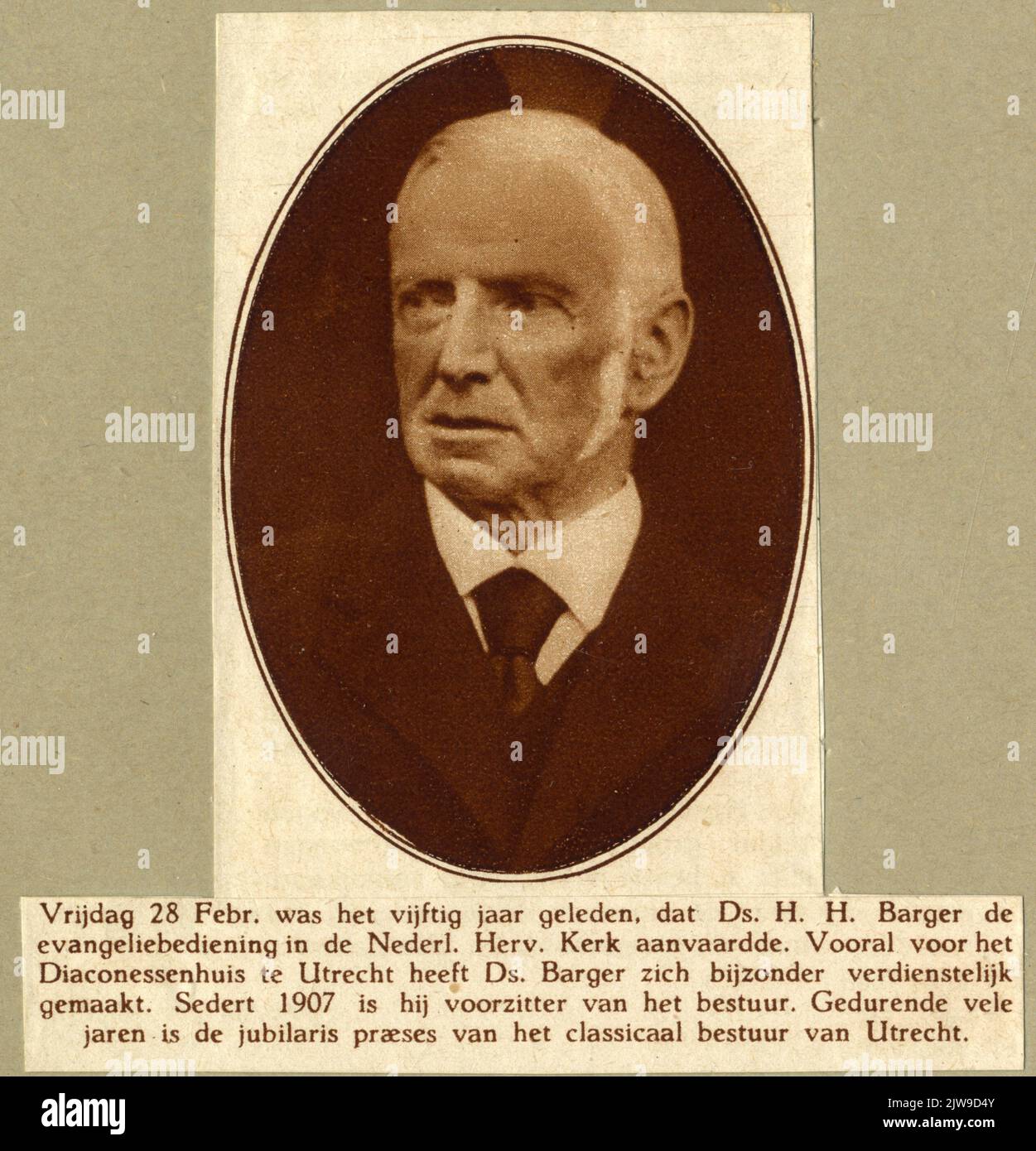 Portrait du rév. H.H. Barger, né en 1855, pasteur de la Congrégation réformée d'Utrecht (1880-1931), président du conseil d'administration des Diakonessenhuis (1907-1931), mourut en 1939. Gauche de la statue de Borst, à Ovaal. Banque D'Images
