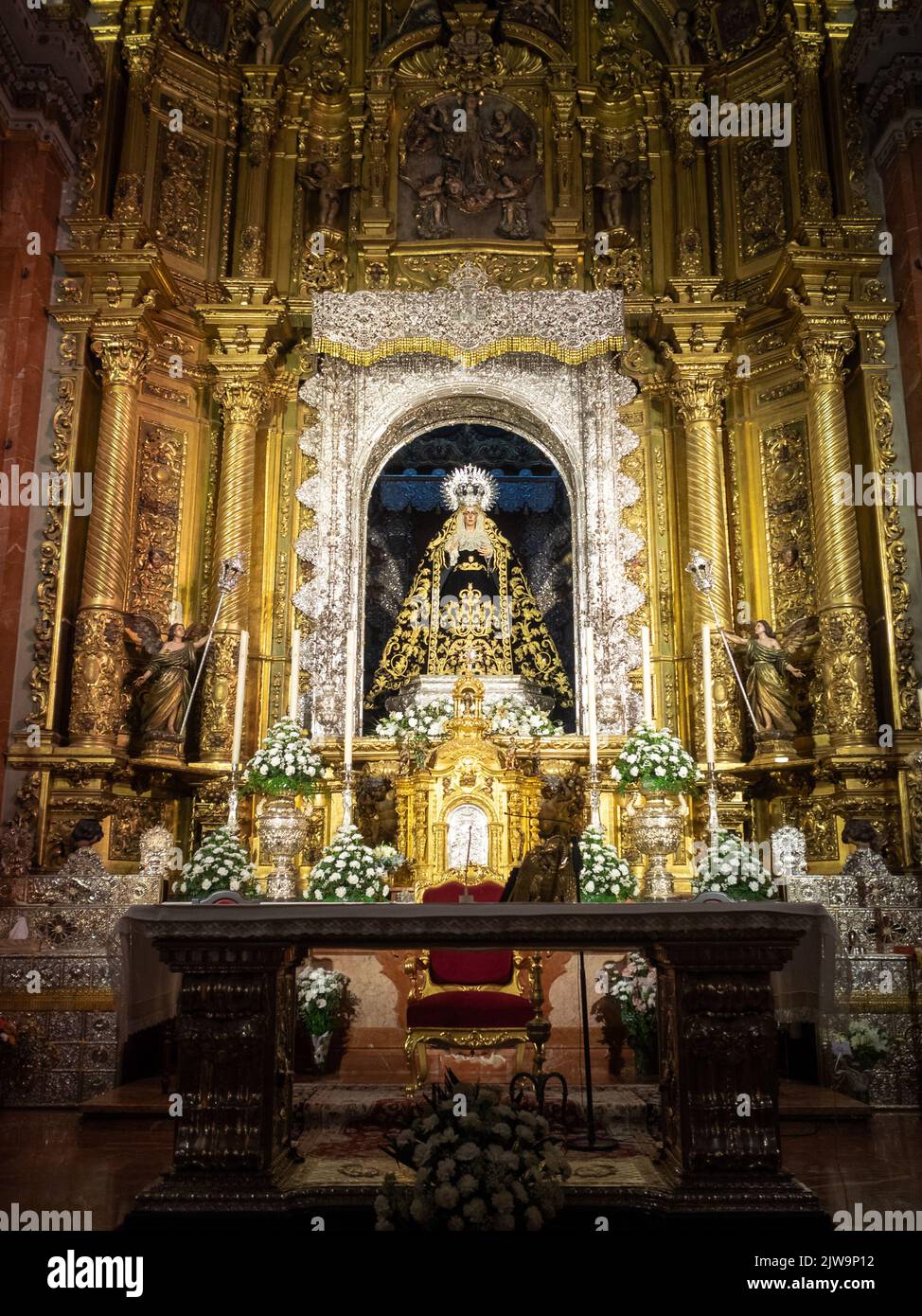 Basílica de la Macarena haute autel Banque D'Images