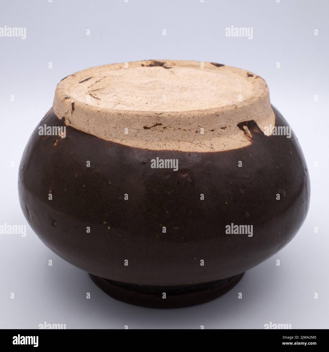 Yishui - Ancien pot chinois émaillé n°38 main image 1
