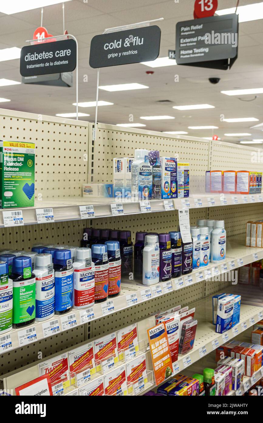 Miami Beach Florida, CVS pharmacie pharmacie pharmacie pharmacie à l'intérieur étagères vente mettre en vente MVL au comptoir médicaments contre le rhume et la grippe, magasins Banque D'Images