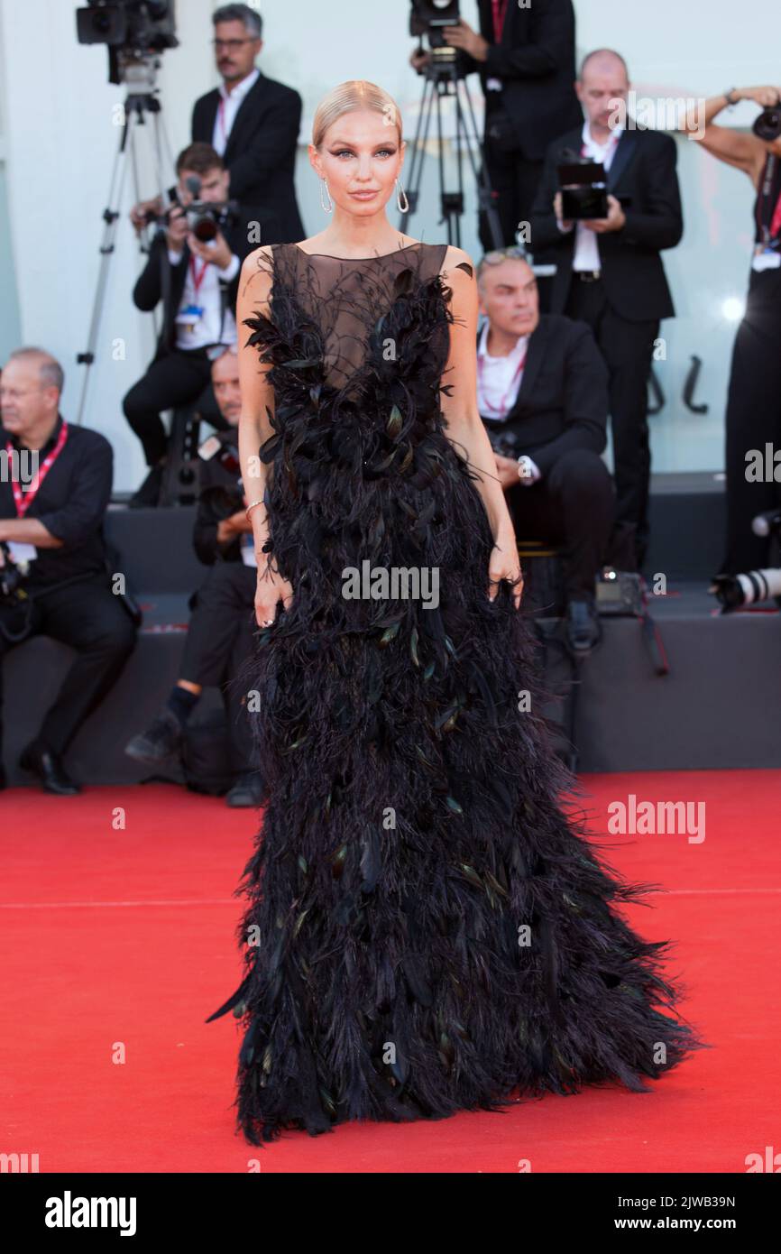 VENISE, ITALIE. 4 septembre 2022: Leonie Hanne à la première de l'immenvita au Festival International du film de Venise 79th. Photo: Kristina Afanasyeva/Featureflash crédit: Paul Smith/Alay Live News Banque D'Images