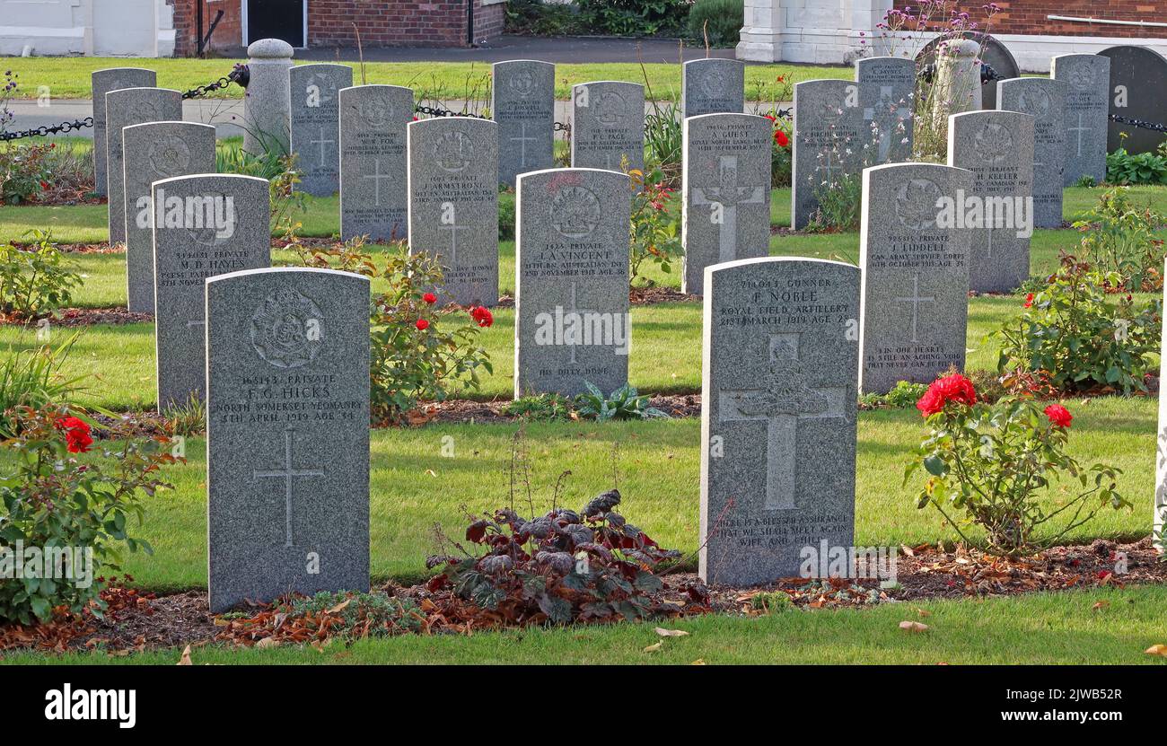 War Dead at Warrington Cemetery, Manchester Rd, Warrington, Cheshire, Angleterre, ROYAUME-UNI, WA1 3BG Banque D'Images