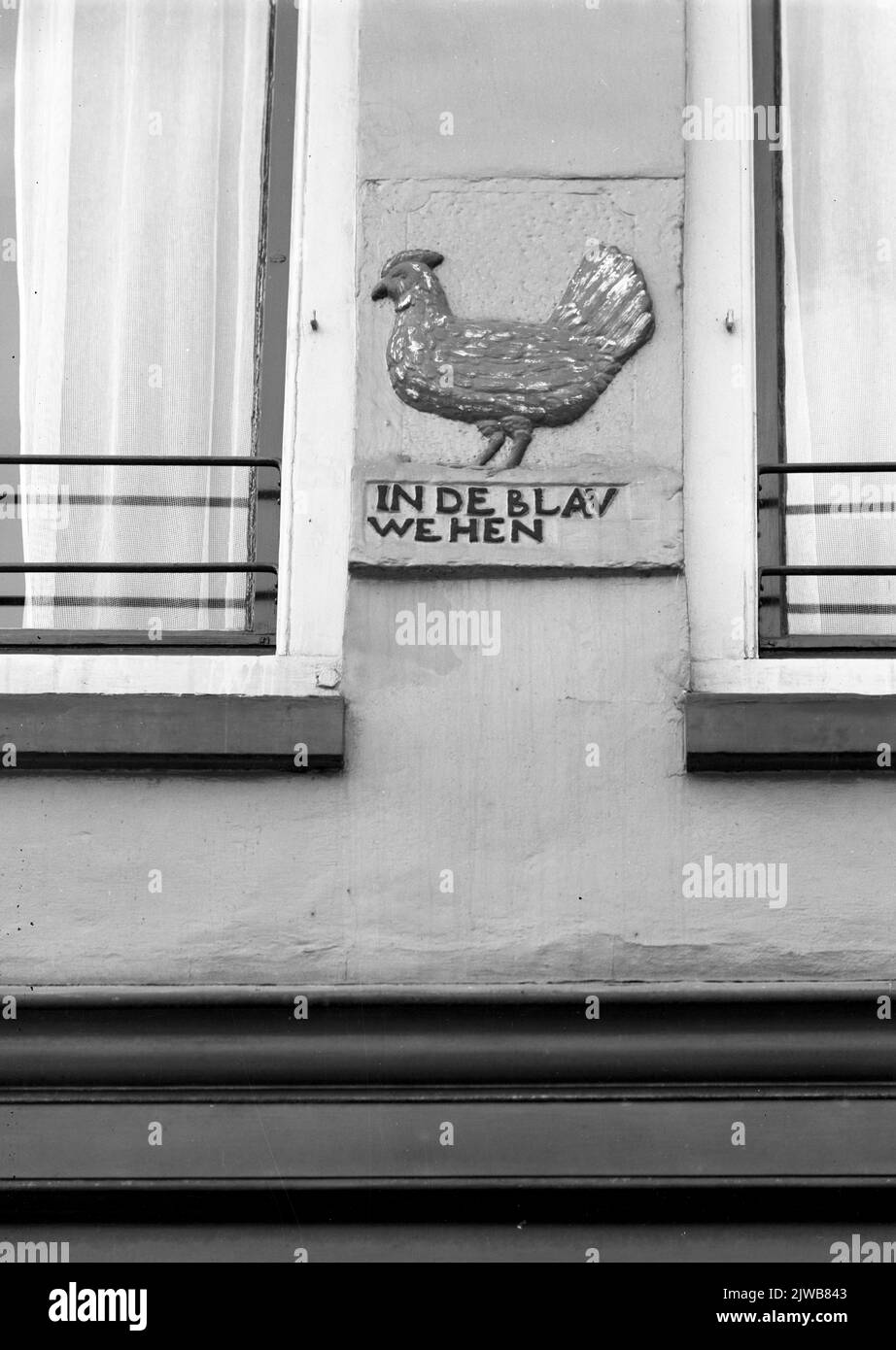 Image de la brique de face "dans le Blavwe Hen" dans la façade de la maison Oudegracht 235 à Utrecht. Banque D'Images