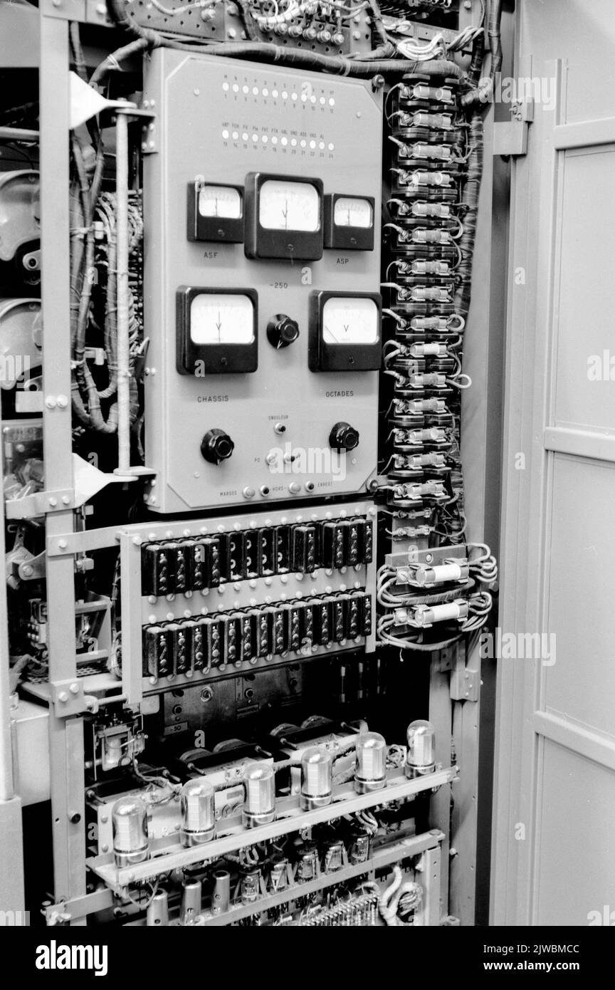 Image de l'équipement alimentaire pour l'ordinateur Bull (IBM 1401) dans l'un des principaux bâtiments de la Nouvelle-Écosse à Utrecht. Banque D'Images