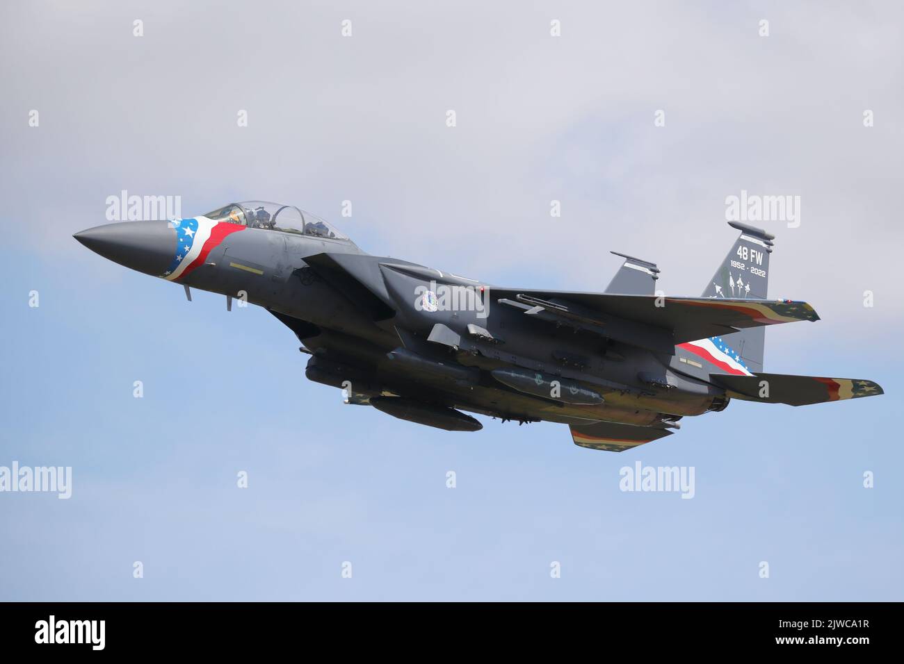 USAF McDonnell Douglas F-15E Strike Eagle 48th Fighter Wing Heritage Jet arrive pour le RIAT Royal International Air Tattoo 2022 Banque D'Images
