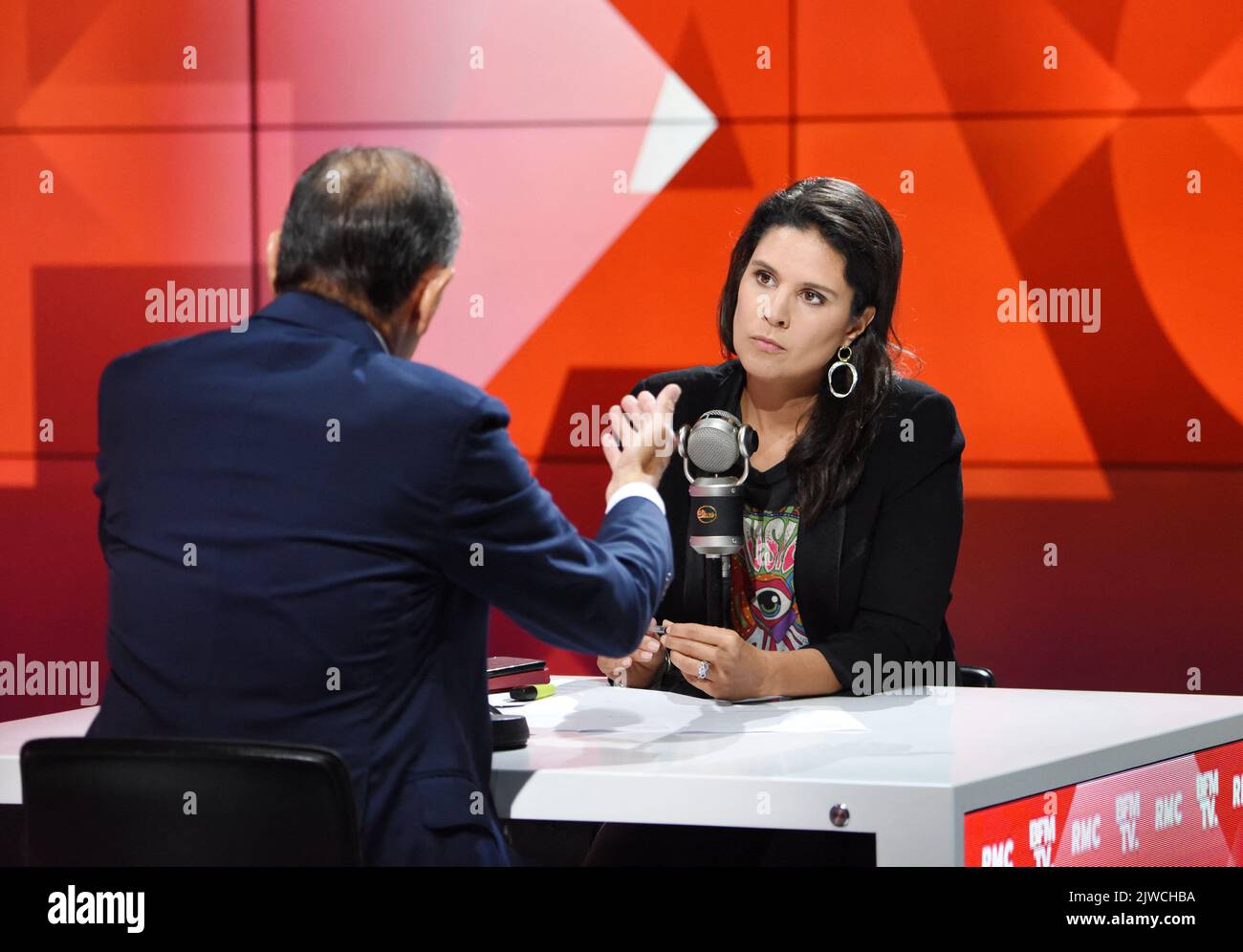 Eric Zemmour est interviewé par Apolline de Malherbe sur le CMR/BFMTV à Paris, France sur 5 septembre 2022. Photo d'Alain Apaydin/ABACAPRESS.COM Banque D'Images