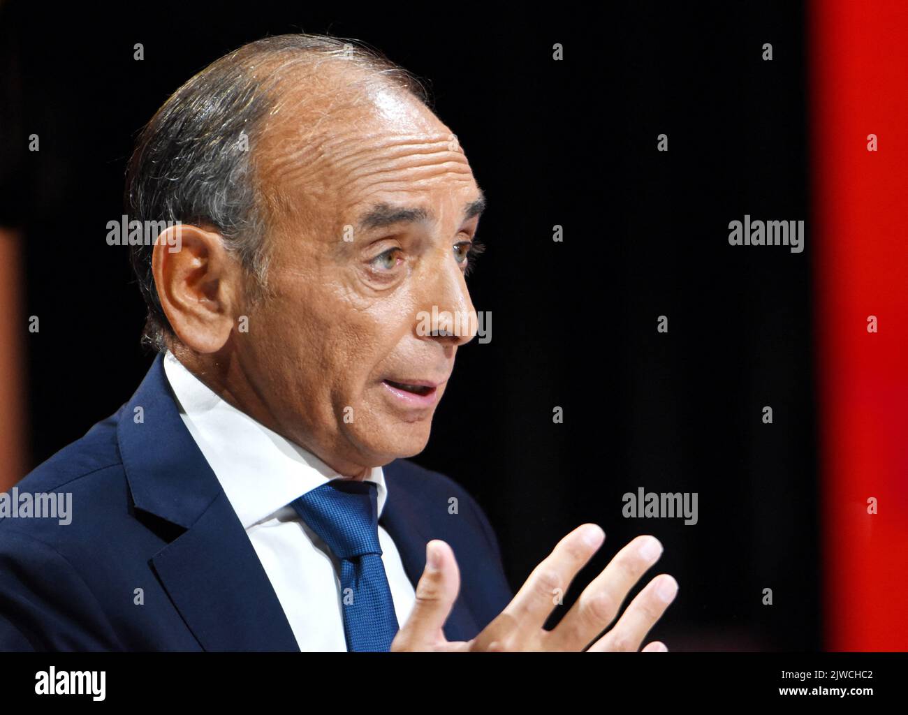 Eric Zemmour est interviewé par Apolline de Malherbe sur le CMR/BFMTV à Paris, France sur 5 septembre 2022. Photo d'Alain Apaydin/ABACAPRESS.COM Banque D'Images